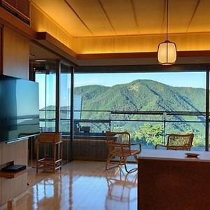 Suite Twin Room Living Area Open-Air Bath SEI or REI or KEI or KAI